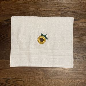 Embroidery,sunflower logo, white hand towels ,size 26×16